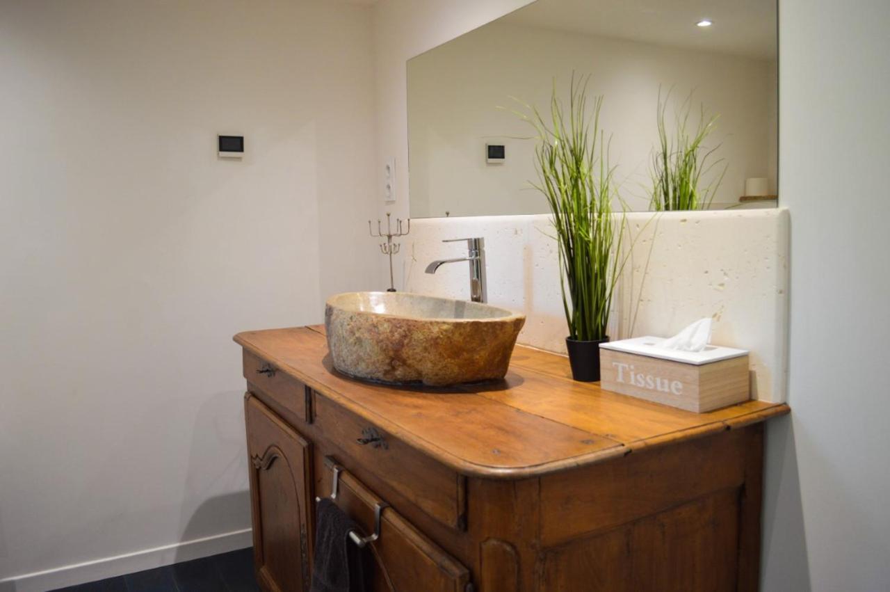 Bed and Breakfast Grande Chambre D'Hote Les Chats-Pitres La Rochette  Exterior foto